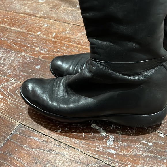 Prada boots size 37 1/2 - Picture 7 of 11